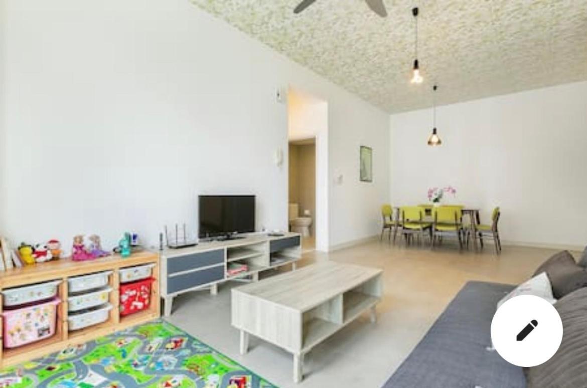 Afiniti Residence At Legoland Medini Нусаяя Екстер'єр фото