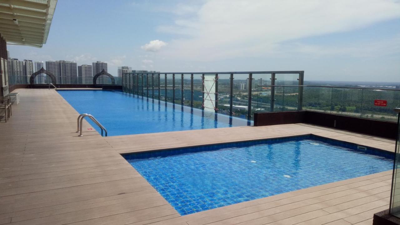 Afiniti Residence At Legoland Medini Нусаяя Екстер'єр фото
